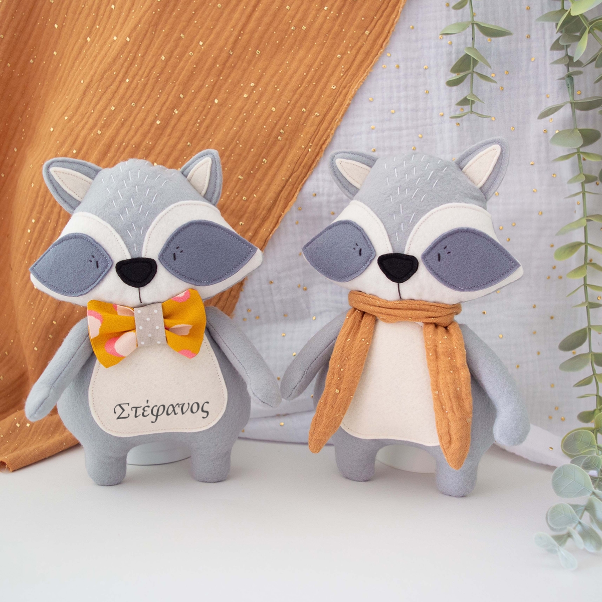 Κούκλα Ρακούν + Δώρο Κάρτα Ζωγραφικής