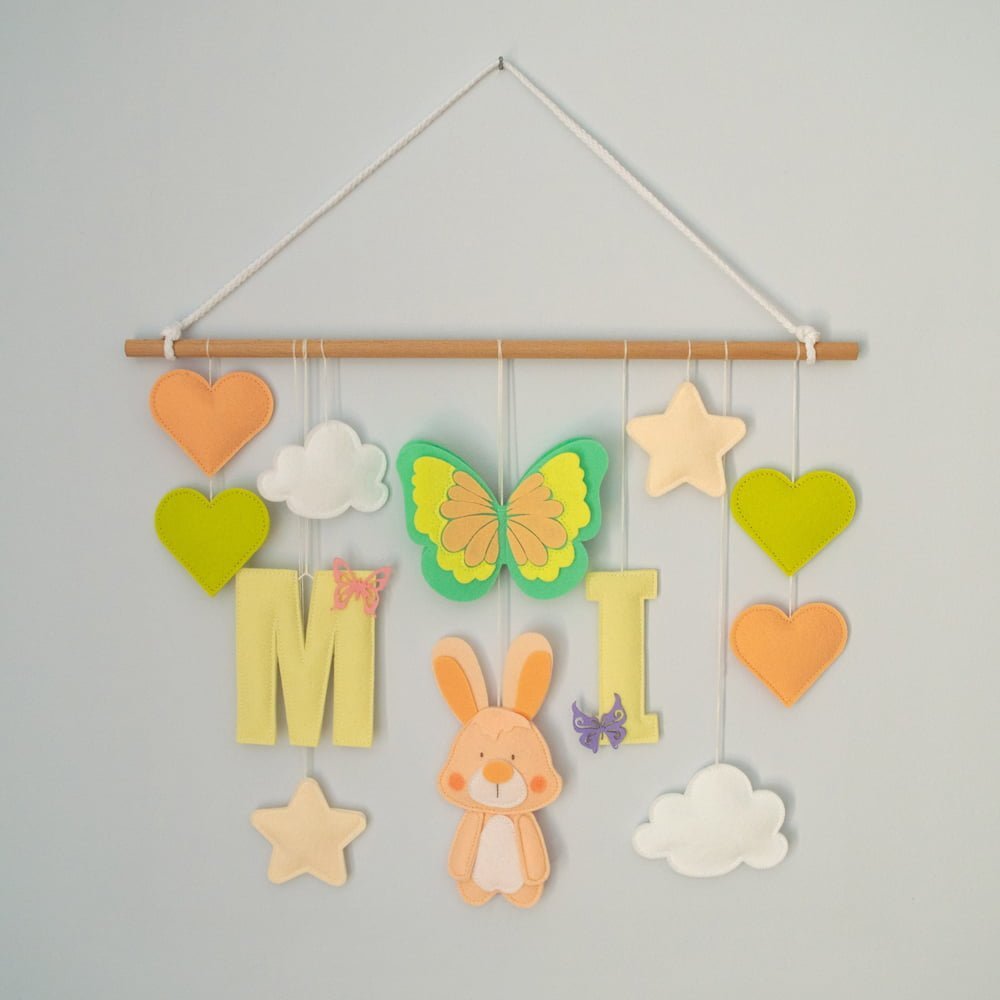 Κρεμαστό Τοίχου - Κουνέλι, Πεταλούδα