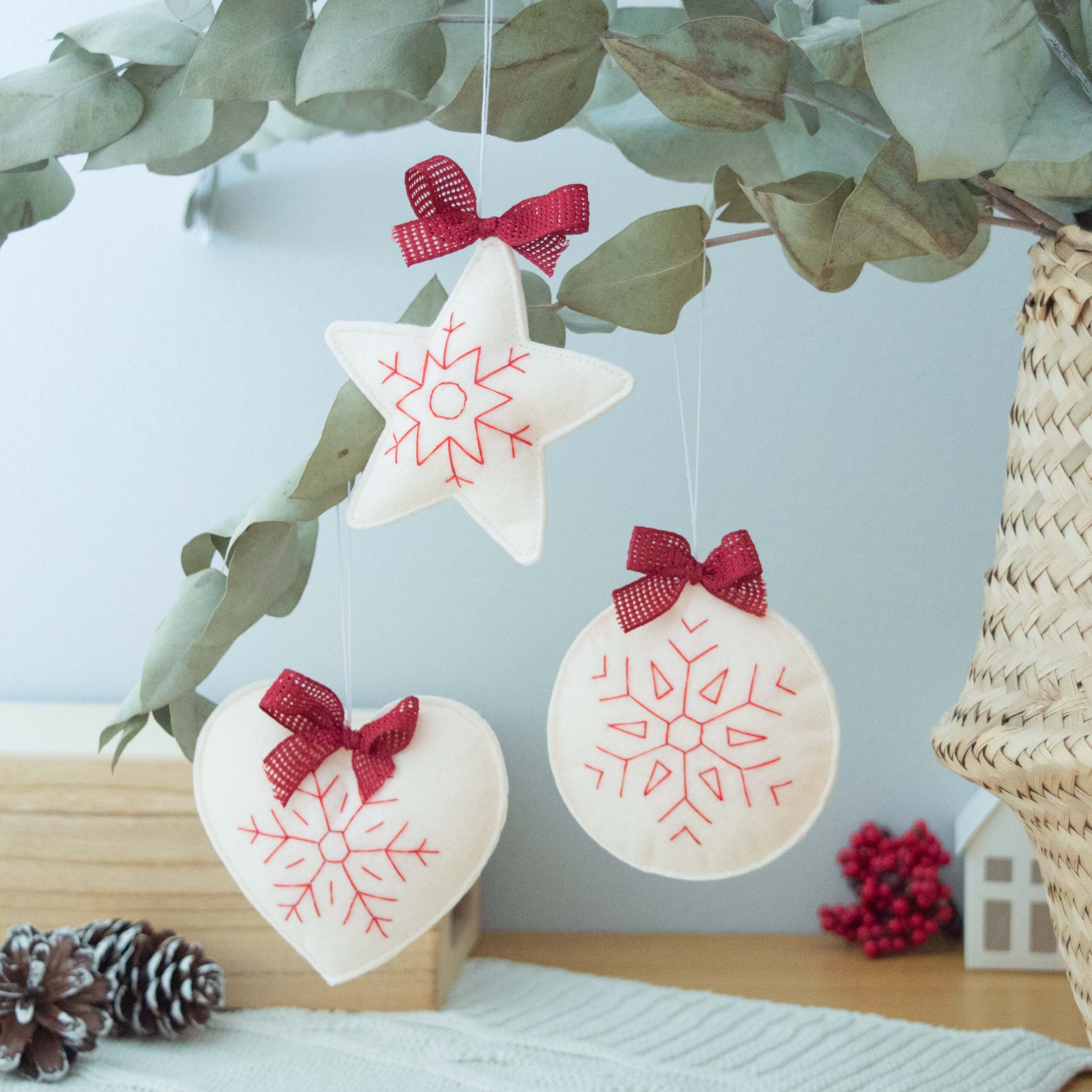 Χριστουγεννιάτικα Στολίδια - Χιονονιφάδες (Σετ των 3)